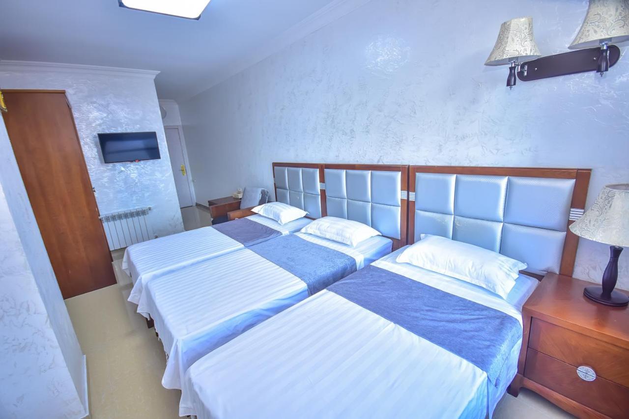 Hotel Chveni Sakhli Batumi Eksteriør bilde